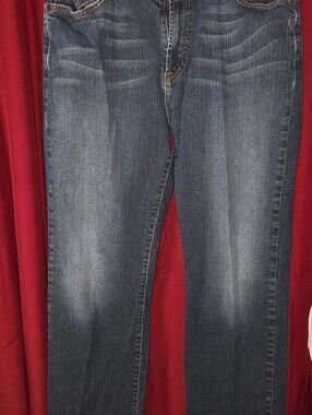 Lucky Brand Dungarees Men's Bootcut Jeans 34x31 Medium Wash Blue Gene Montesano